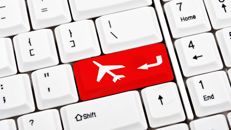 Illustration for article titled How to Book Travel Online for Less